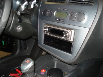 headunit pioneer - Seat Leon FR - Frontsystem Audio System HX165SQ - Headunit Pioneer -    die Headunit wird von einem Dietz Can Bus Interface der dritten Generation angesteuert damit auch die original Lenkradfernbedienung funktioniert 