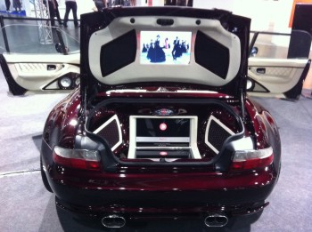kofferraum_bmw_z3_rainbow-b - AMICOM 2011 -  -  
