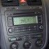 VW Golf V Original Radio -  VW Golf V  - Sub-Two Kofferraum mit Helix W12 Competition