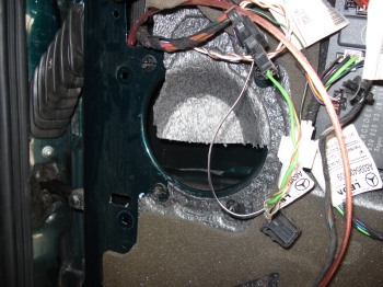 Demontage original Mercedes Lautsprecher - Mercedes Vito W639 - Demontage original Mercedes Lautsprecher -  