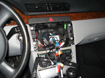 Verkabelung - VW Passat 3C - Rainbow Frontsystem + Subwoofer - Verkabelung -    Can Bus Adapter von AIV   Cinchleitungen Audison Connection BT2 600   